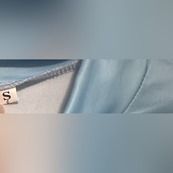 🎁Youth Long Sleeve Top🎁⭐️Like New⭐️ - Picture 3 of 6